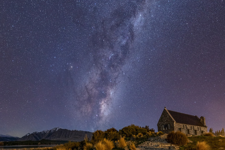 10. Lake tekapo night sky